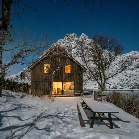 Lofoten Sea House *