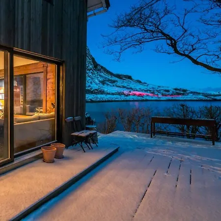 Lofoten Sea House Villa Festvåg